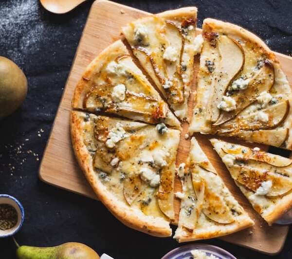 Bananas Foster Dessert Pizza