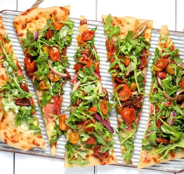 Salad Pizza Tots